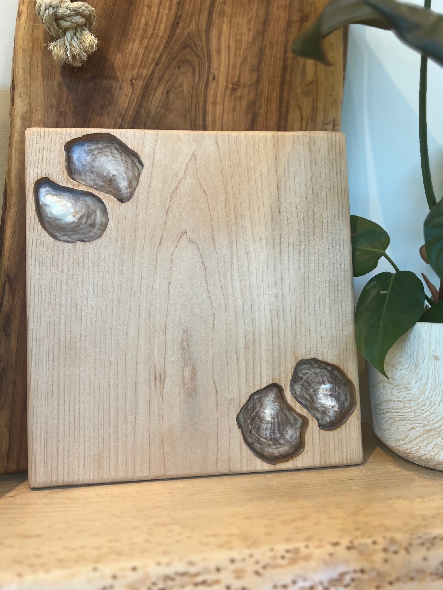 Médium Cherry Oyster Serving Board