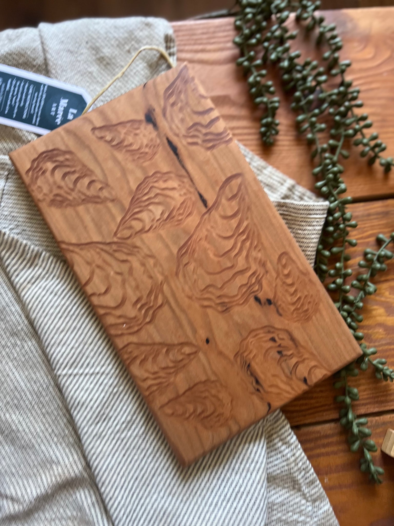Oyster Cove Serving Board