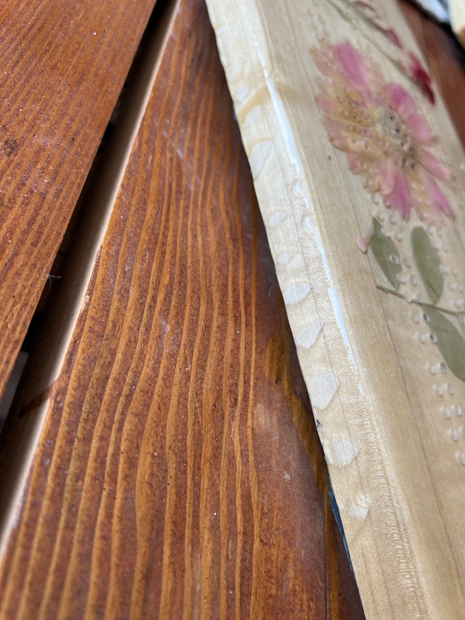 Happy Mistake : Floral Cribbage Board